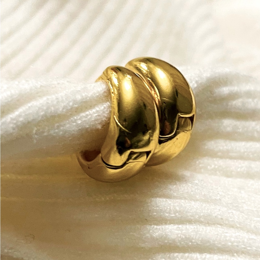 Gold plated small earrings
